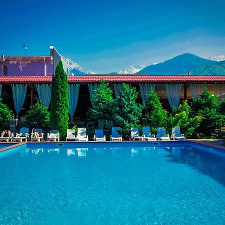 Stary Melnik Hotel Almaty Exterior photo